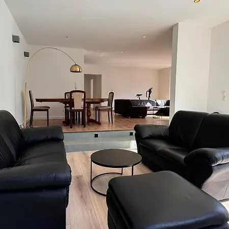 Stylisch In Isernhagen ハノーファー