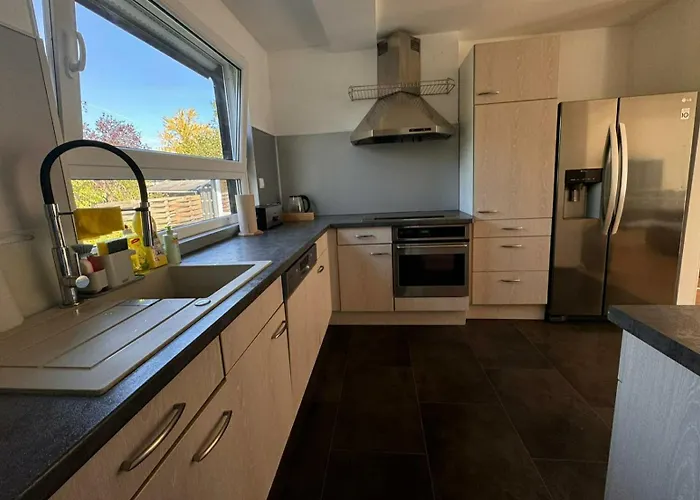 Stylisch In Isernhagen ヴィラ ハノーファー